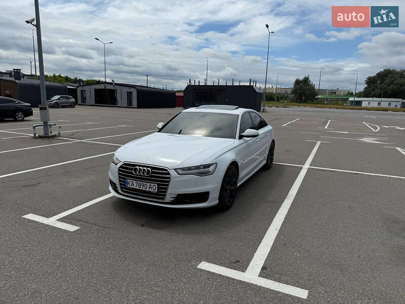 Седан Audi A6 2015 в Киеве