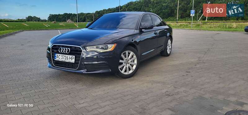 Седан Audi A6 2013 в Луцке