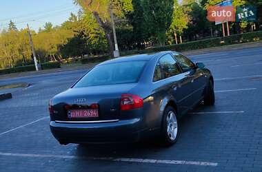 Седан Audi A6 2003 в 