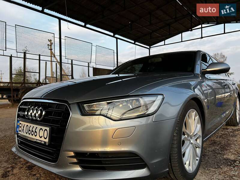 Седан Audi A6 2013 в Луцке