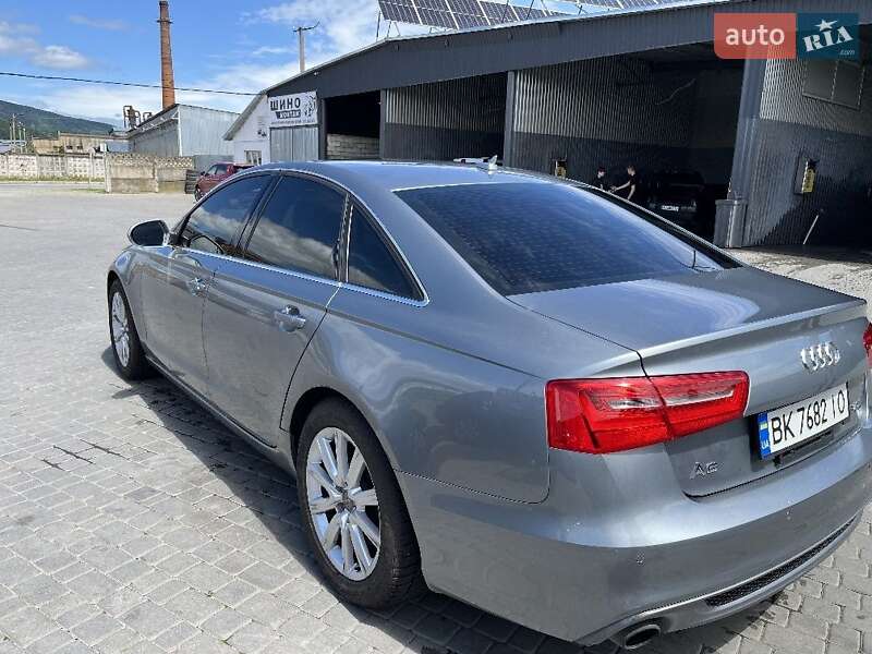 Седан Audi A6 2013 в Мукачево