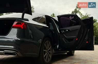 Седан Audi A6 2015 в 