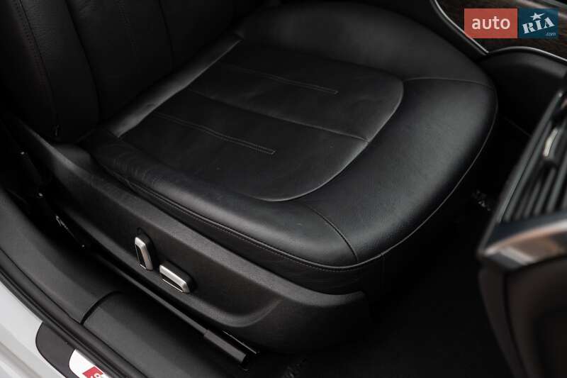 Седан Audi A6 2017 в Киеве