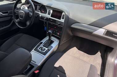 Седан Audi A6 2010 в 