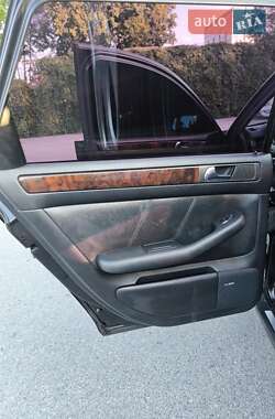 Универсал Audi A6 2000 в 