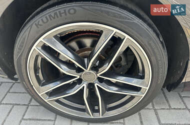 Седан Audi A6 2015 в 