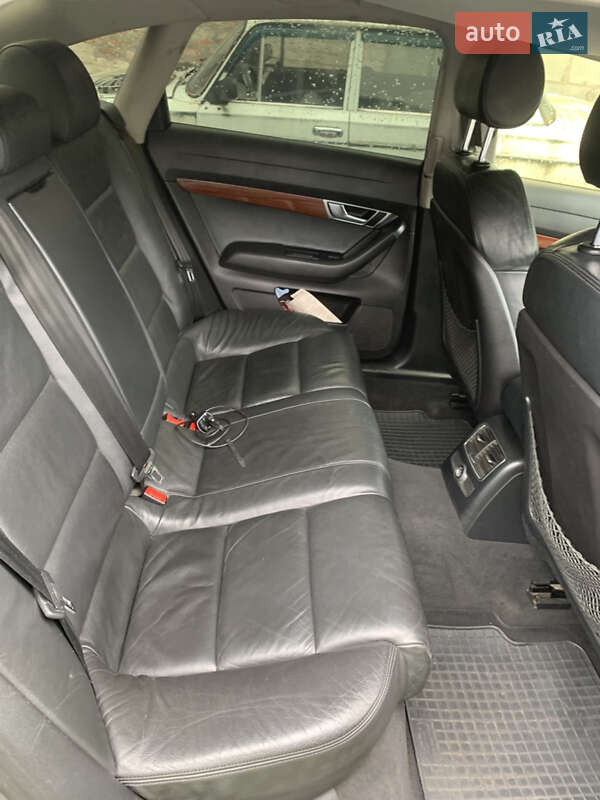 Седан Audi A6 2006 в Глобине