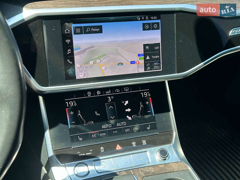 Седан Audi A6 2020 в Ужгороде