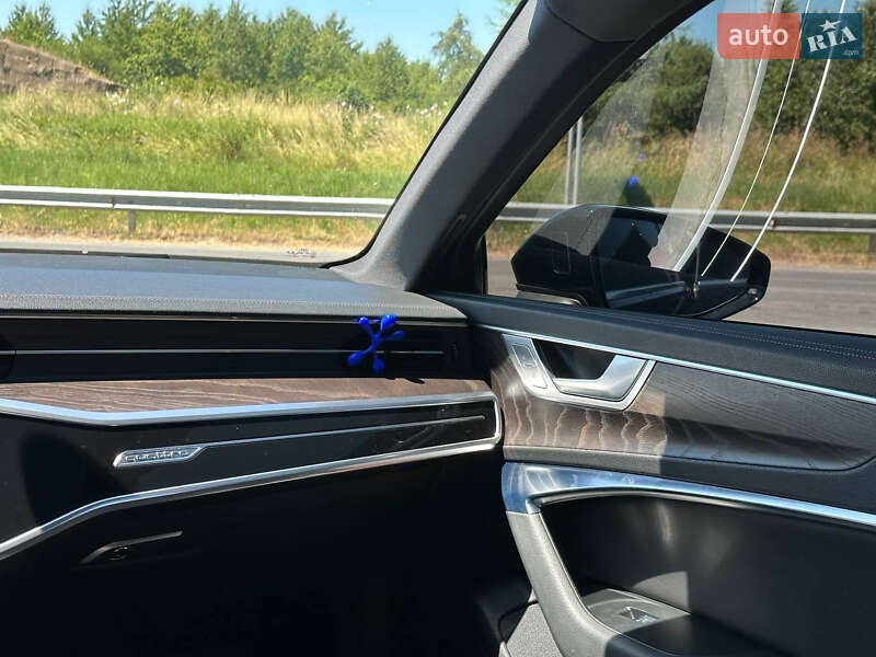 Седан Audi A6 2020 в Ужгороде