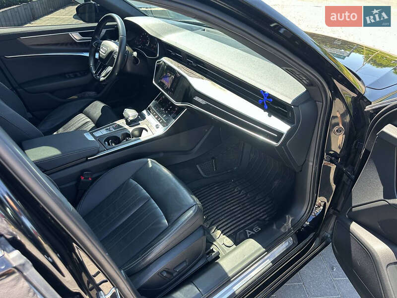 Седан Audi A6 2020 в Ужгороде