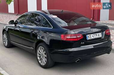 Седан Audi A6 2010 в 