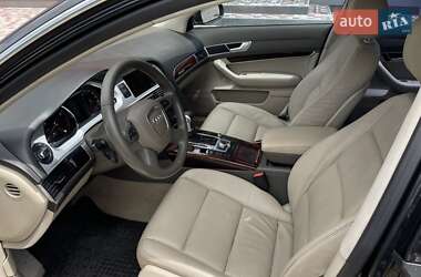 Седан Audi A6 2010 в 