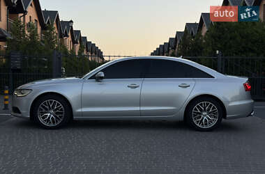 Седан Audi A6 2013 в 