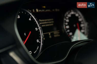 Седан Audi A6 2013 в 