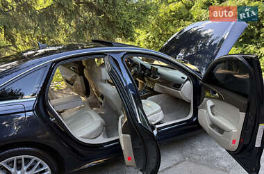 Седан Audi A6 2016 в 
