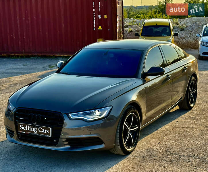 Седан Audi A6 2011 в Ровно