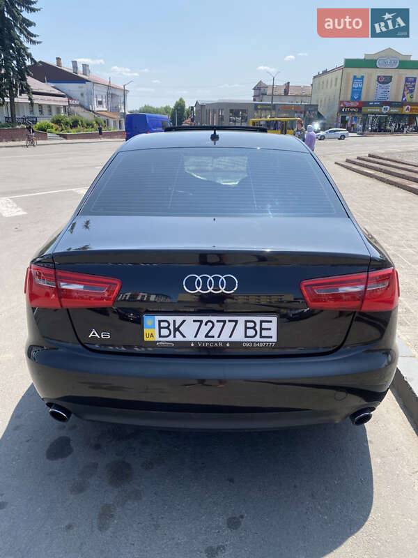 Седан Audi A6 2012 в Дубно