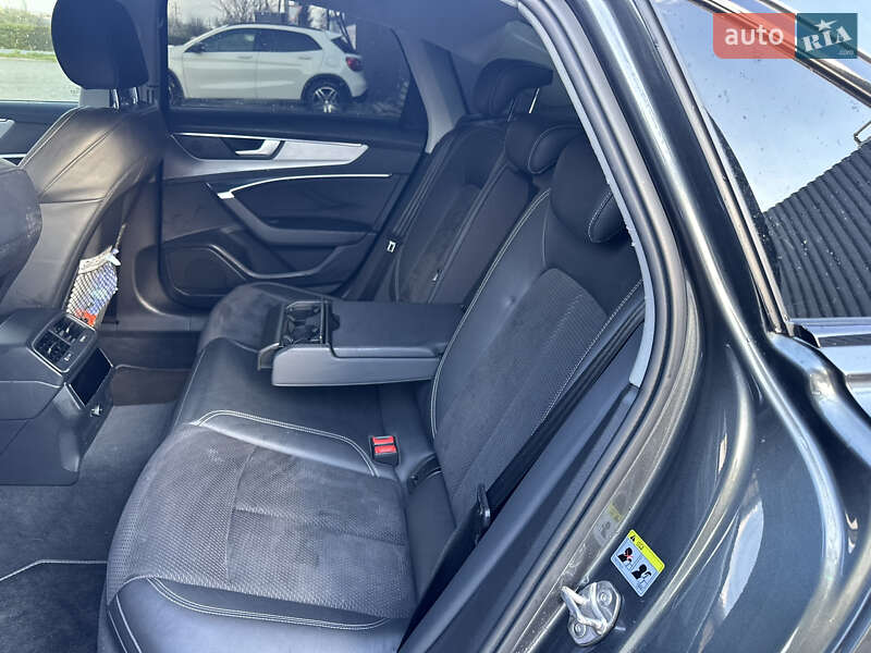 Седан Audi A6 2020 в Ужгороде