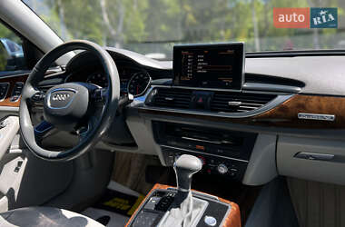 Седан Audi A6 2013 в 