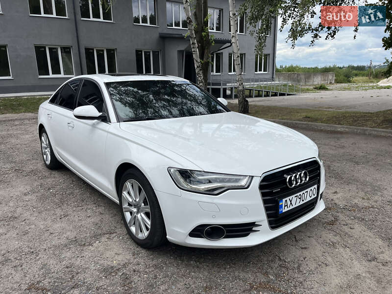 Седан Audi A6 2014 в Краснограде