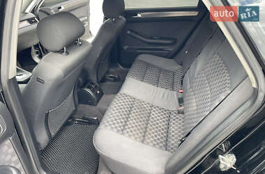 Седан Audi A6 2002 в 