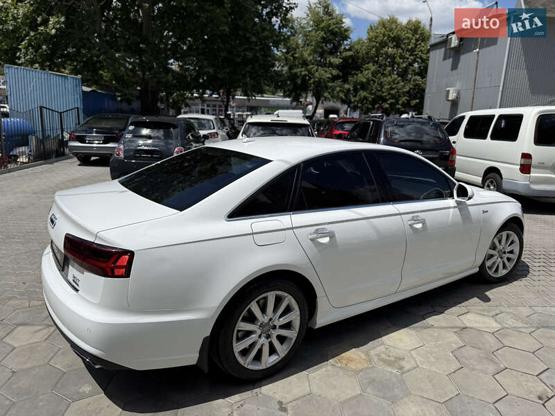 Седан Audi A6 2015 в Одессе
