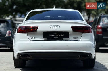 Седан Audi A6 2015 в 