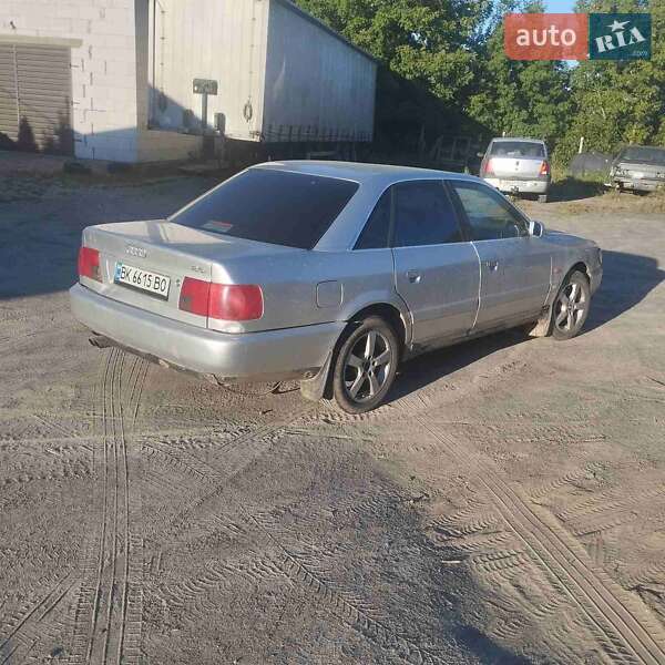 Седан Audi A6 1997 в Березному