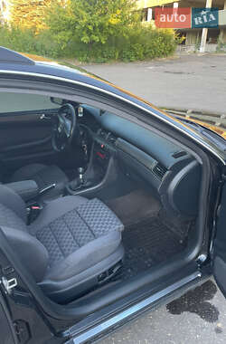Універсал Audi A6 2001 в 