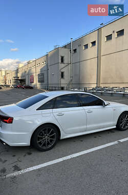 Седан Audi A6 2018 в 