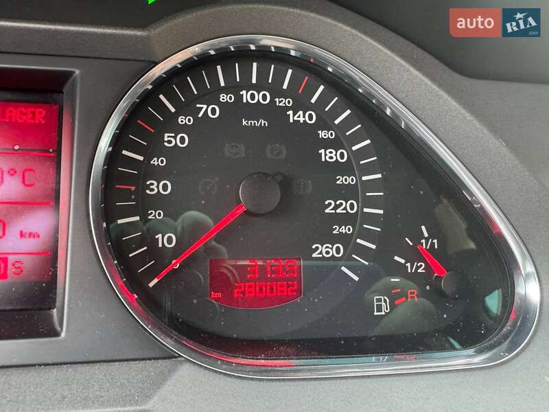 Седан Audi A6 2004 в Кривом Роге