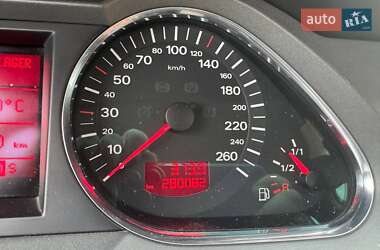 Седан Audi A6 2004 в 