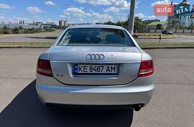 Седан Audi A6 2004 в 