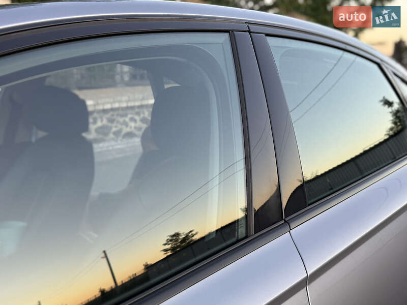 Седан Audi A6 2015 в Виннице