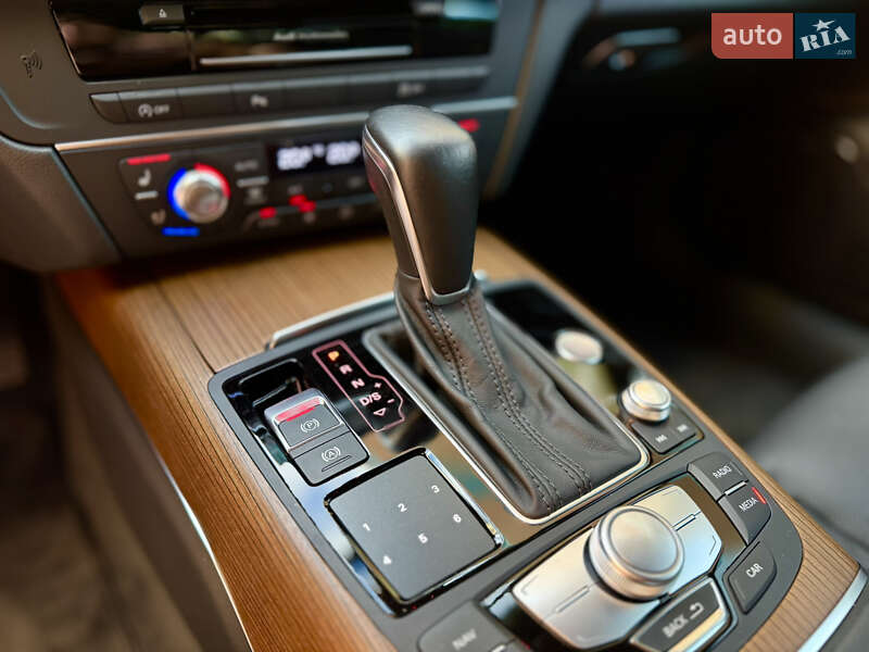 Седан Audi A6 2015 в Одессе