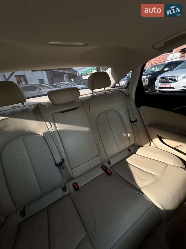 Седан Audi A6 2014 в Чернигове