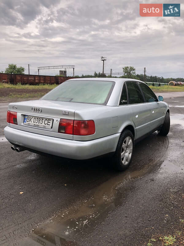 Седан Audi A6 1996 в Луцке
