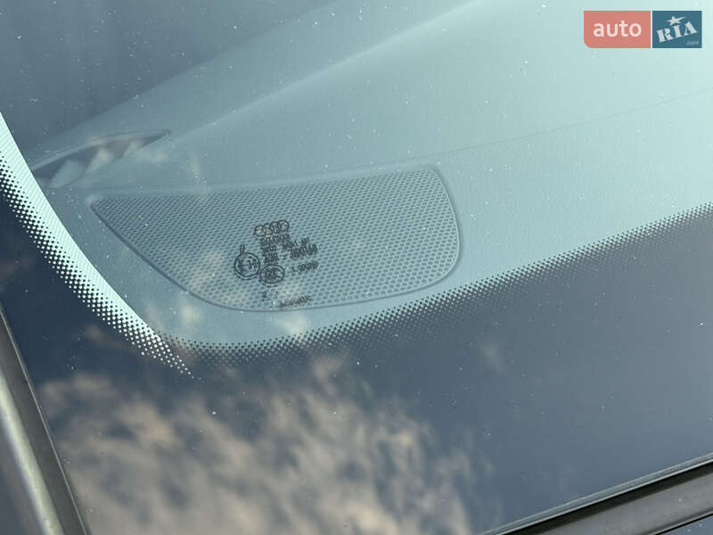 Седан Audi A6 2012 в Киеве