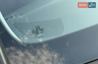 Седан Audi A6 2012 в 