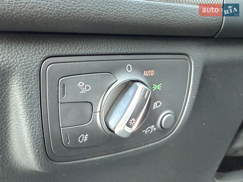 Седан Audi A6 2012 в Киеве