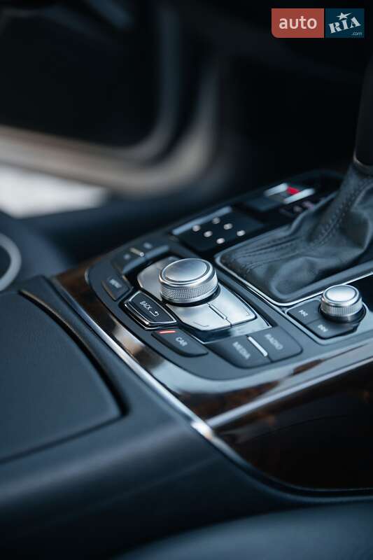 Седан Audi A6 2015 в Івано-Франківську