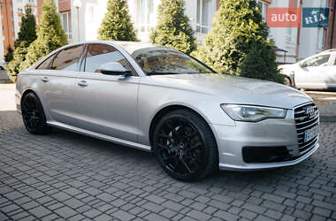 Седан Audi A6 2015 в 