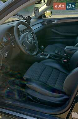 Универсал Audi A6 2003 в 