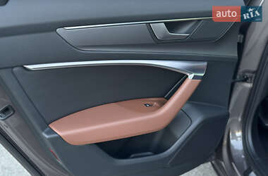 Седан Audi A6 2020 в 