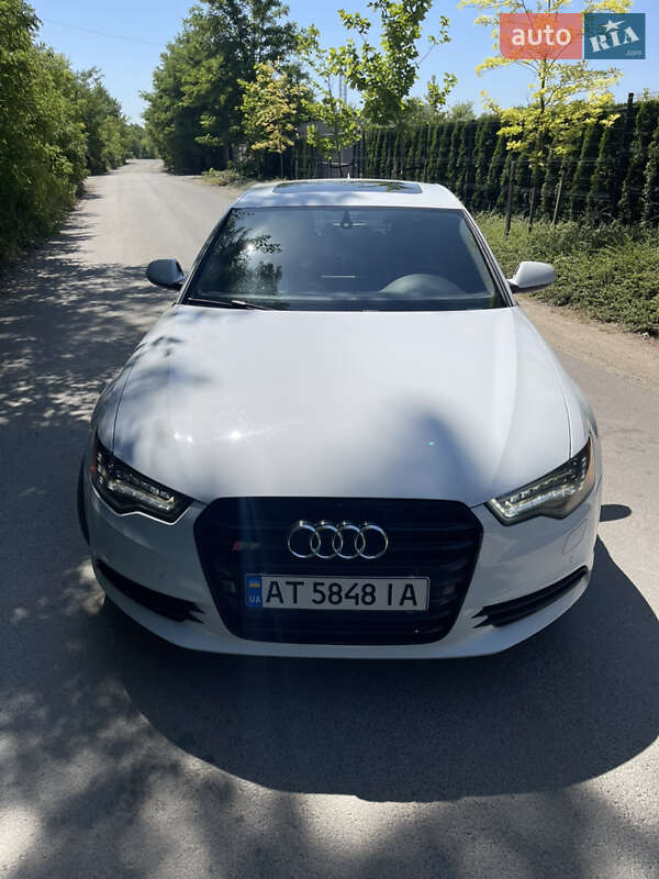 Седан Audi A6 2013 в Чернівцях