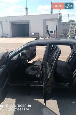 Седан Audi A6 1995 в 