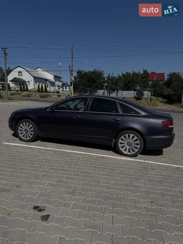 Седан Audi A6 2004 в Чернівцях
