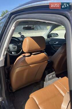 Седан Audi A6 2004 в 