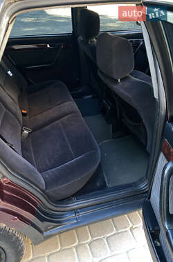 Седан Audi A6 1995 в 