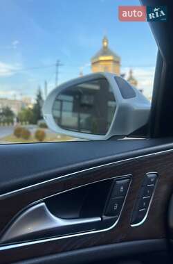 Седан Audi A6 2015 в 